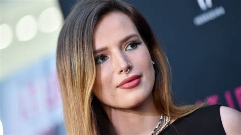 bella throne leaked|Bella Thorne shares nude photos on Twitter after a hacker ...